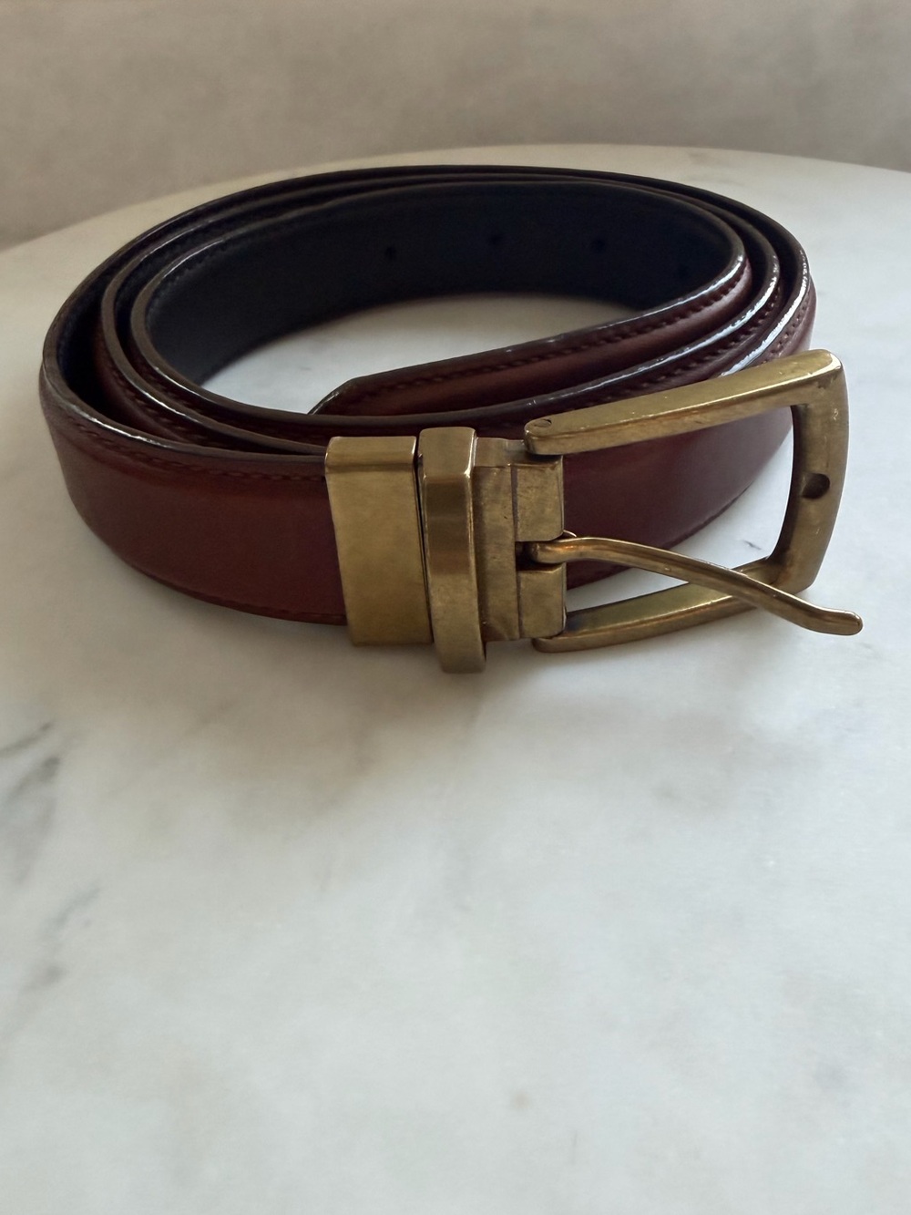 L.L. Bean Vintage Reversible Brown Black Leather Belt with Brass Buckle • 40